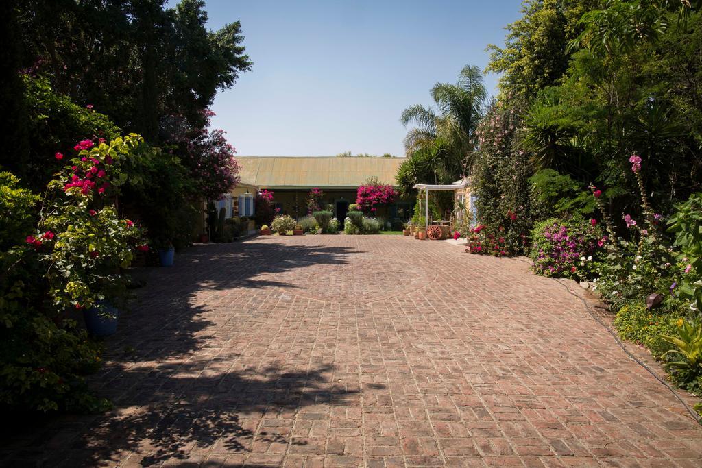 Somerset Stables Graaff-Reinet エクステリア 写真